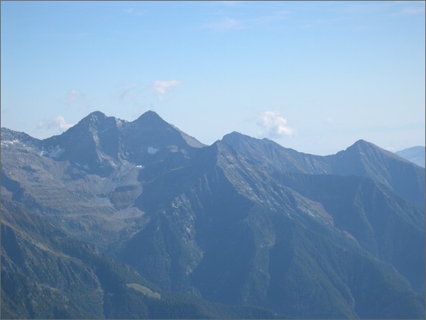 DSCN1943.JPG (39,2 KB)